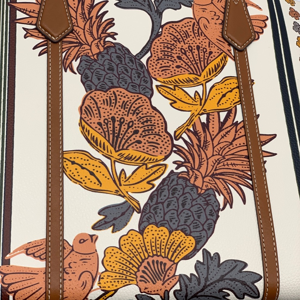 Tory Burch PERRY PRINTED TRIPLE-COMPARTMENT TOTE - Picture 9 of 12